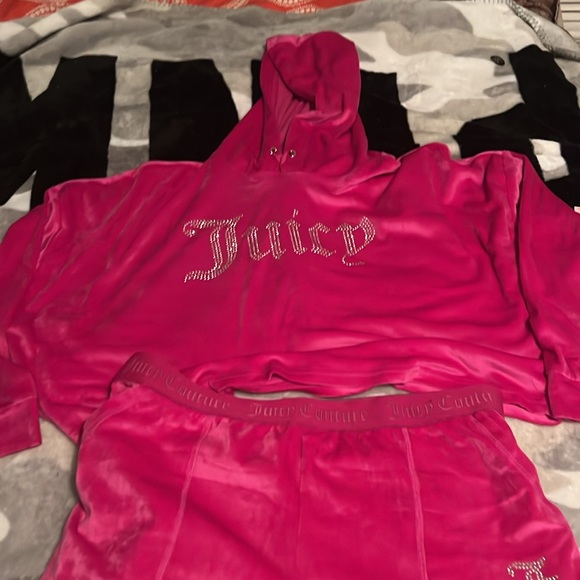 NEW JUICY COUTURE 2-Piece Hoodie Velour Pink/Magenta Pajama Set - Picture 6 of 6